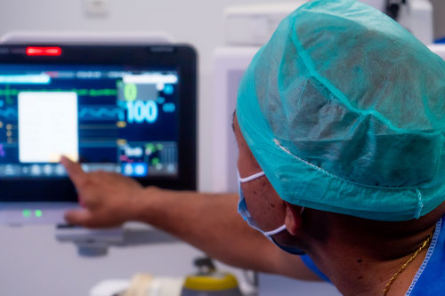 Unité de soins intensifs polyvalents